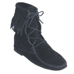 Minnetonka Women's Tramper Ankle Hi Hardsole Boots